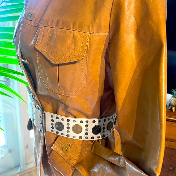 New Frontier Leather Short Jacket (Complimentary Clutch) - Picture 3 of 12